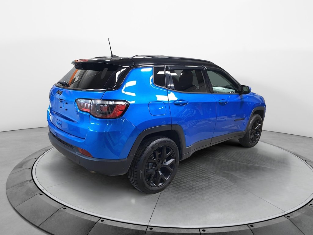 2020 Jeep Compass in Sept-Îles, Quebec - 4 - w1024h768px