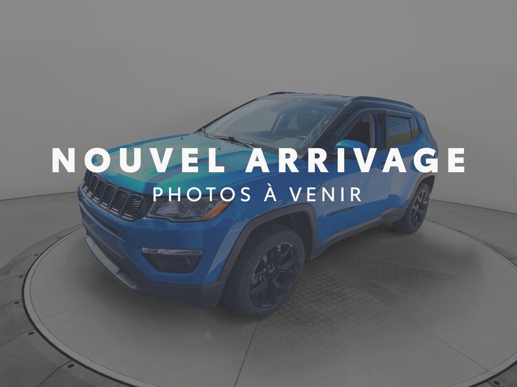 2020 Jeep Compass in Jonquière, Quebec - 1 - w1024h768px