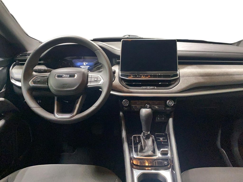 Jeep Compass Sport 2024 à Chicoutimi, Québec - 10 - w1024h768px