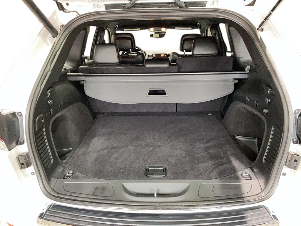 Jeep Grand Cherokee  2020 à Baie-Comeau, Québec - 6 - w1024h768px