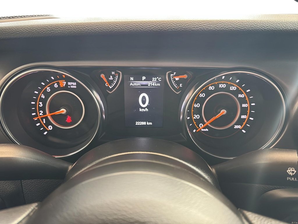 Jeep Wrangler  2022 à Jonquière, Québec - 13 - w1024h768px