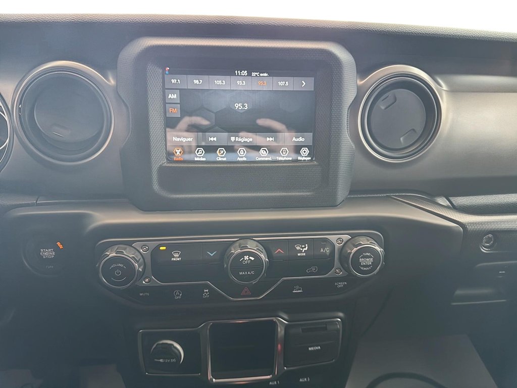 Jeep Wrangler  2022 à Jonquière, Québec - 14 - w1024h768px