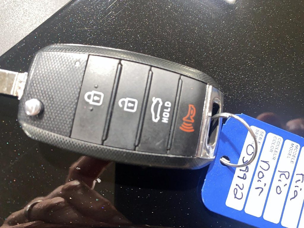 Kia Rio 5-door  2018 à Jonquière, Québec - 22 - w1024h768px