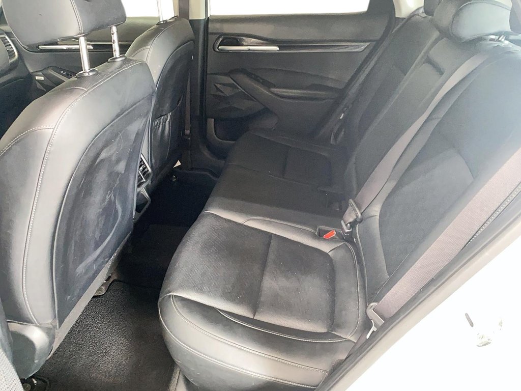 Kia Seltos  2023 à Jonquière, Québec - 10 - w1024h768px