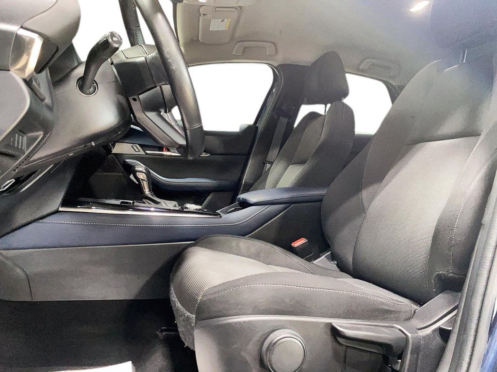 2021 Mazda CX-30 in Sept-Îles, Quebec - 9 - w1024h768px