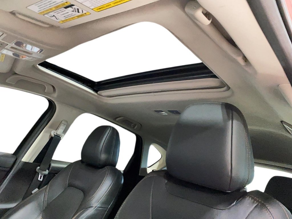 2022 Mazda CX-5 in Baie-Comeau, Quebec - 14 - w1024h768px