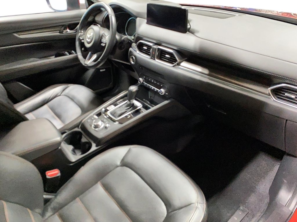 2022 Mazda CX-5 in Baie-Comeau, Quebec - 22 - w1024h768px