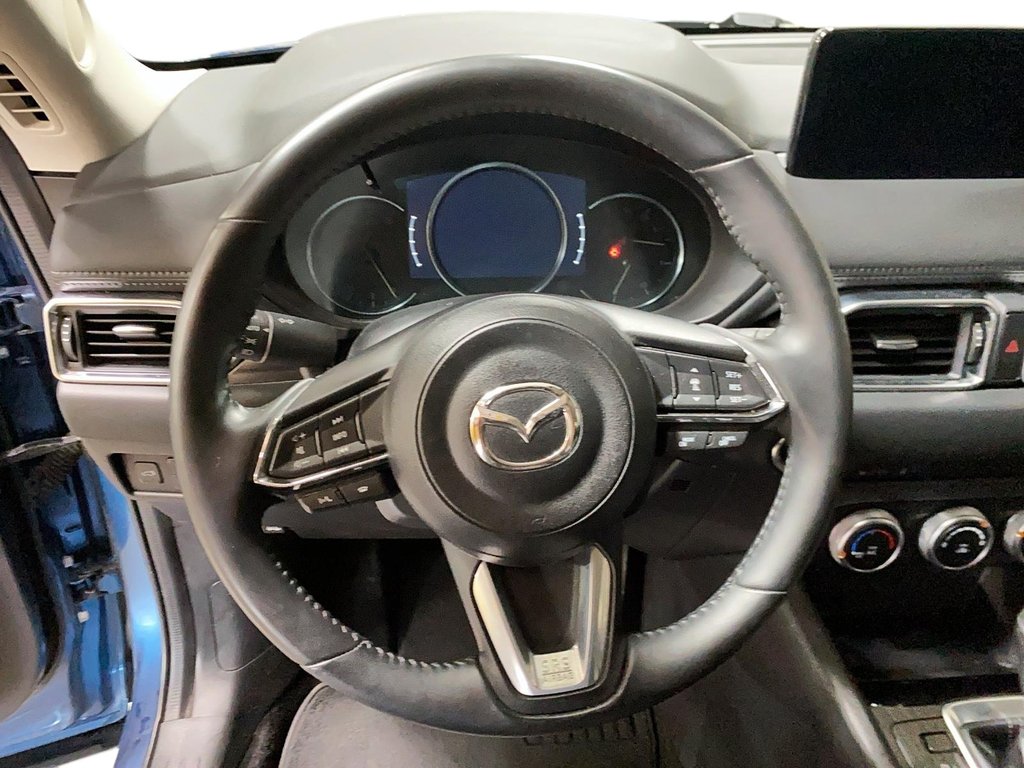 2023 Mazda CX-5 in Baie-Comeau, Quebec - 14 - w1024h768px