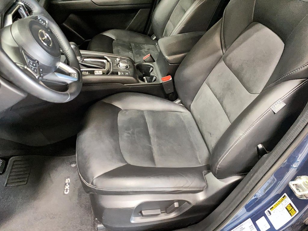 2023 Mazda CX-5 in Baie-Comeau, Quebec - 12 - w1024h768px