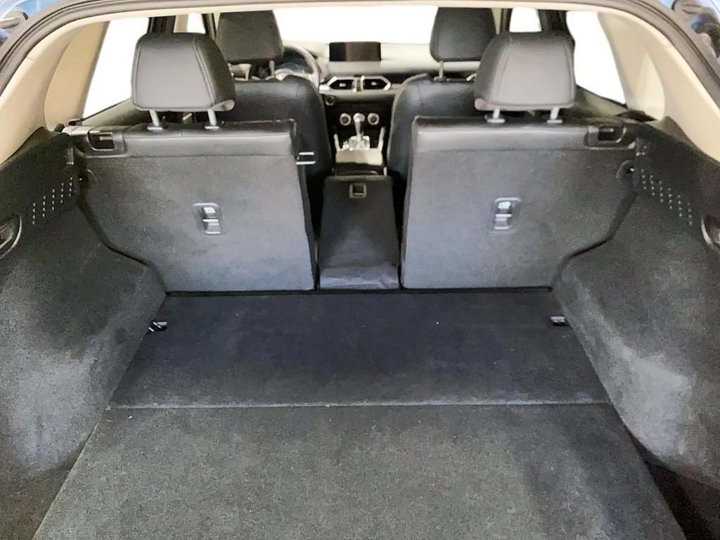 2023 Mazda CX-5 in Baie-Comeau, Quebec - 7 - w1024h768px