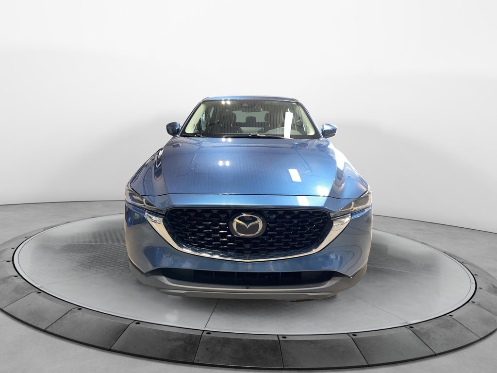 2023 Mazda CX-5 in Baie-Comeau, Quebec - 2 - w1024h768px