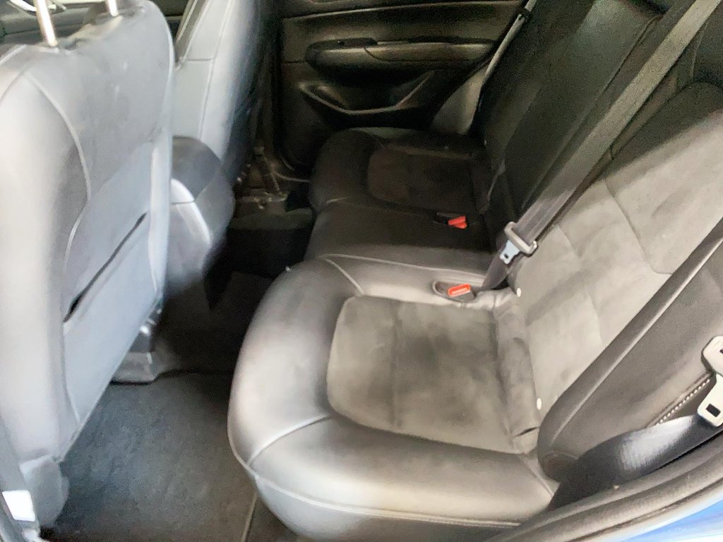 2023 Mazda CX-5 in Baie-Comeau, Quebec - 11 - w1024h768px