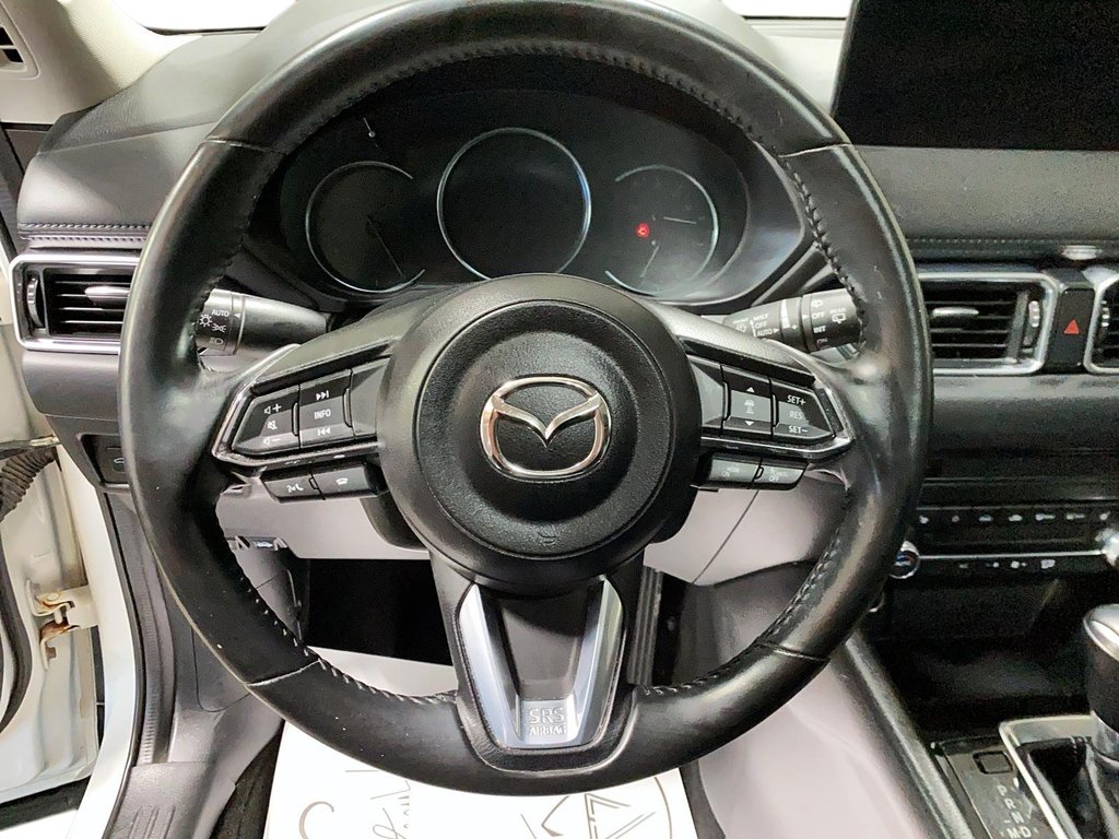 2023 Mazda CX-5 in Baie-Comeau, Quebec - 12 - w1024h768px
