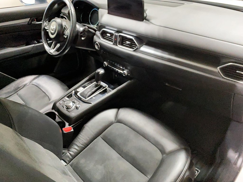 2023 Mazda CX-5 in Baie-Comeau, Quebec - 15 - w1024h768px