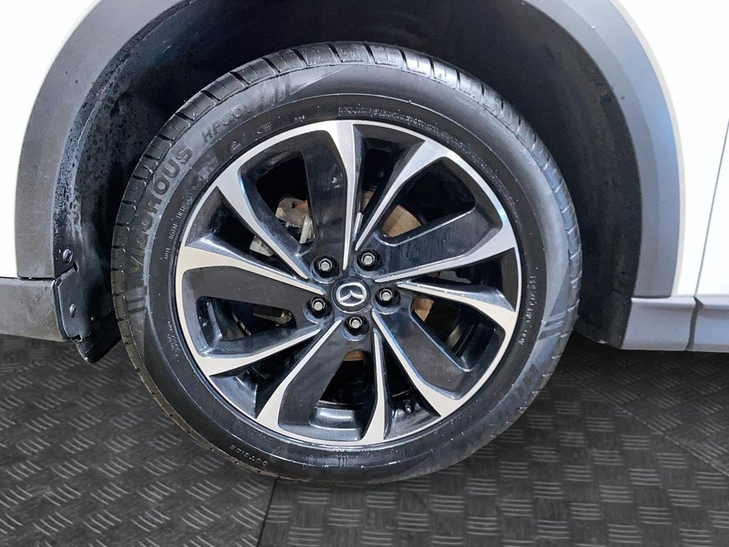 2023 Mazda CX-5 in Baie-Comeau, Quebec - 5 - w1024h768px