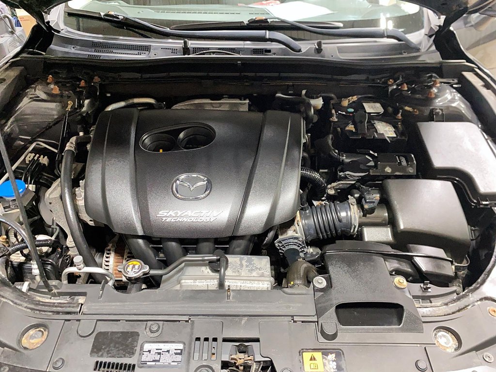 2017 Mazda 3 GS in Jonquière, Quebec - 8 - w1024h768px