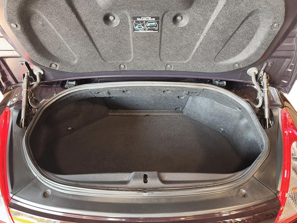 Nissan 370Z  2014 à Jonquière, Québec - 8 - w1024h768px