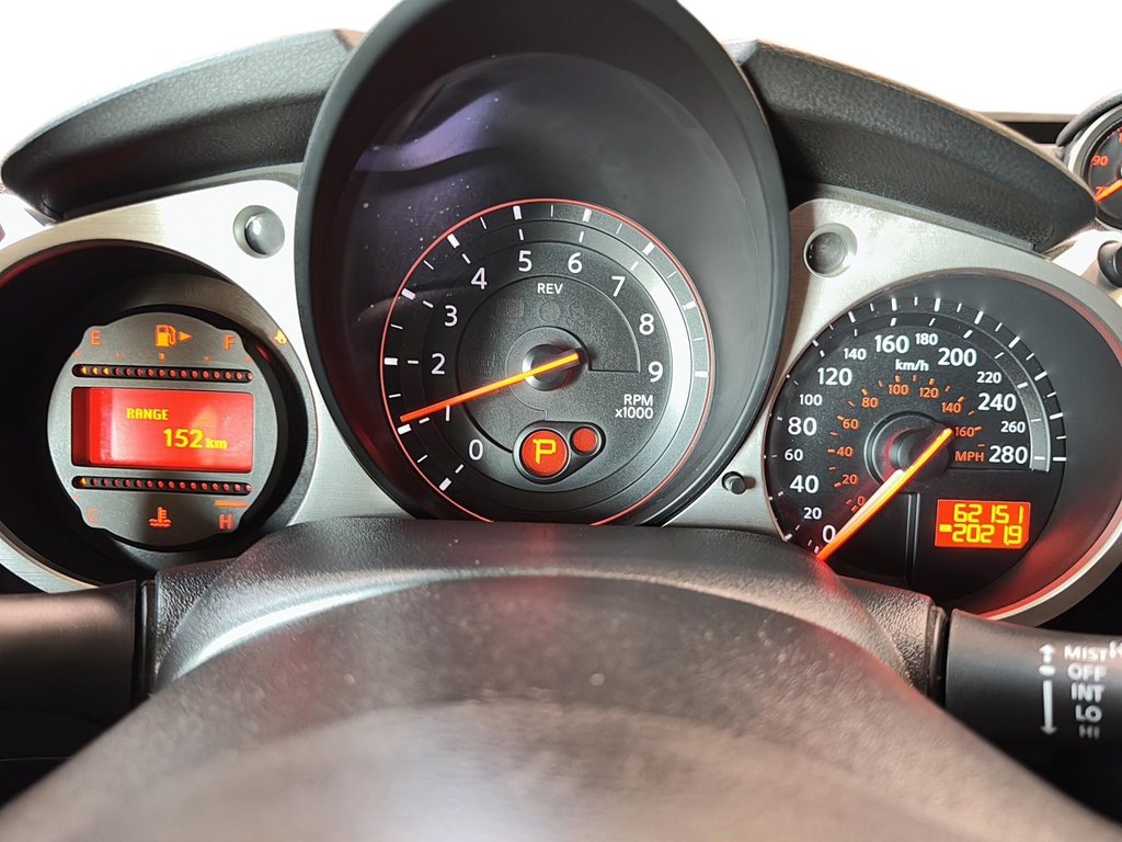 Nissan 370Z  2014 à Jonquière, Québec - 16 - w1024h768px
