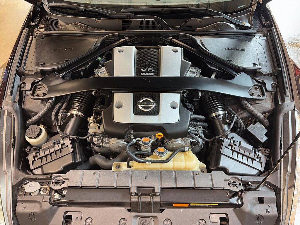 Nissan 370Z  2014 à Jonquière, Québec - 10 - w1024h768px