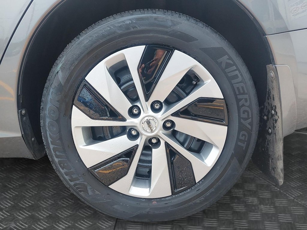 2020 Nissan Altima in Jonquière, Quebec - 7 - w1024h768px