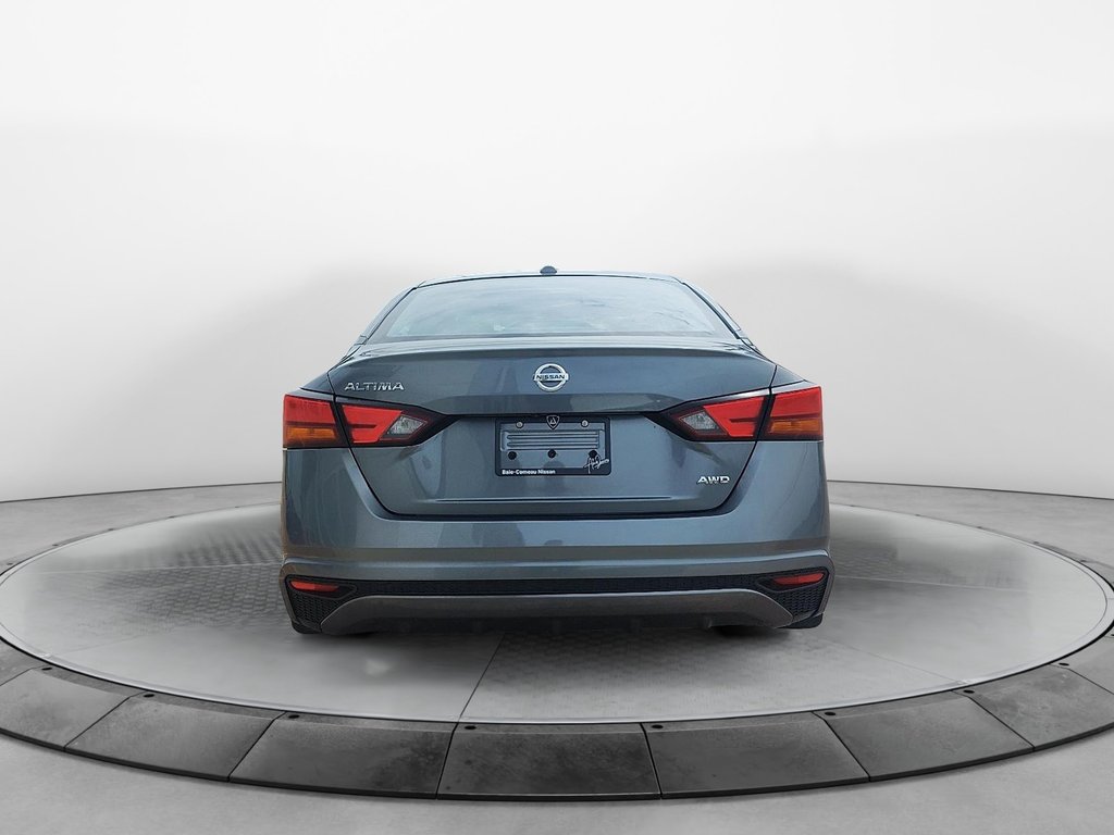 2020 Nissan Altima in Jonquière, Quebec - 3 - w1024h768px