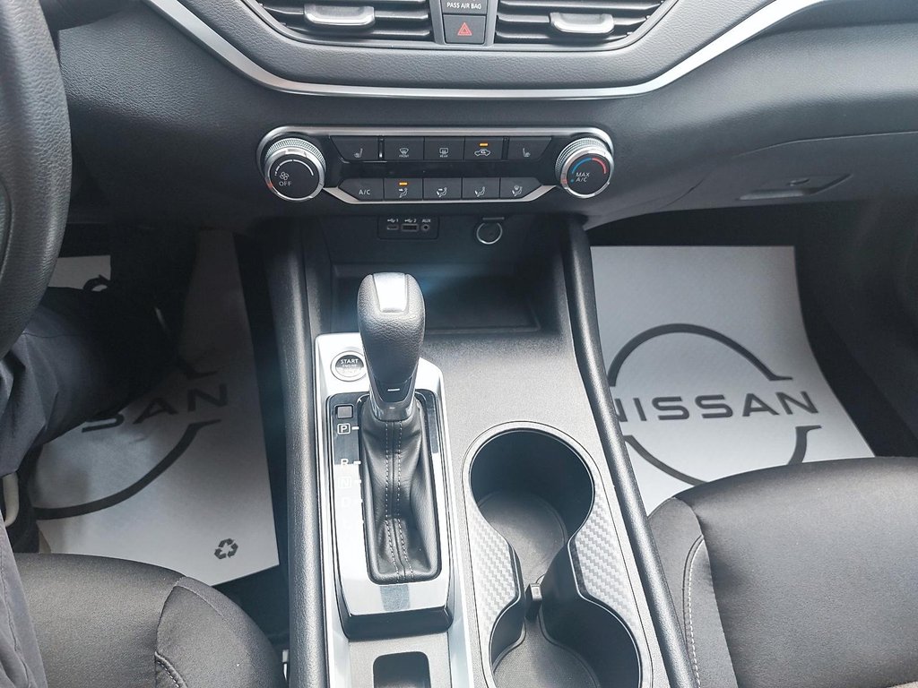 2020 Nissan Altima in Jonquière, Quebec - 15 - w1024h768px