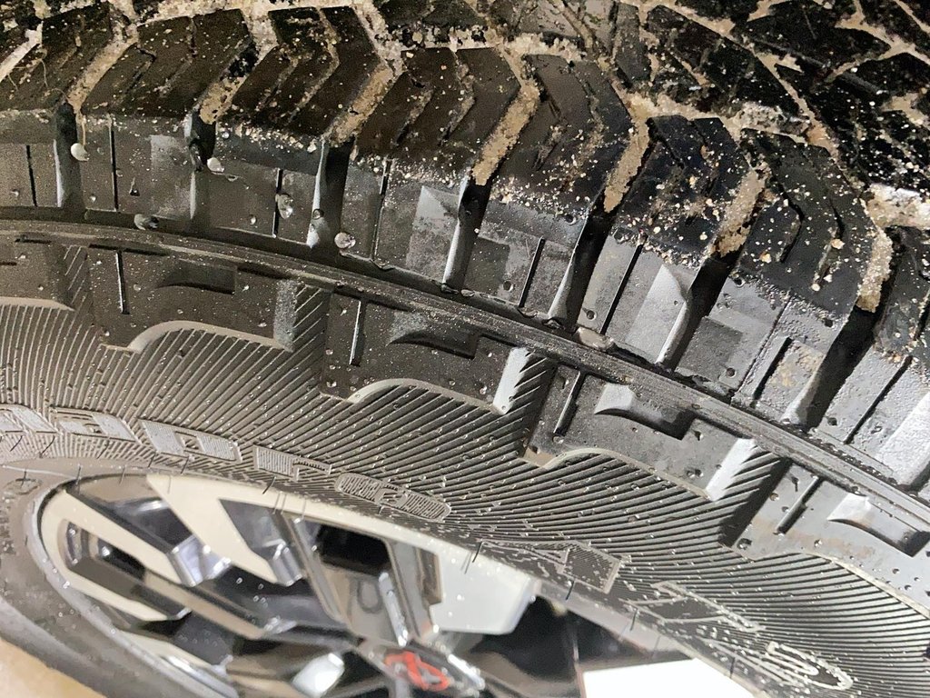 2022 Nissan Frontier in Sept-Îles, Quebec - 18 - w1024h768px