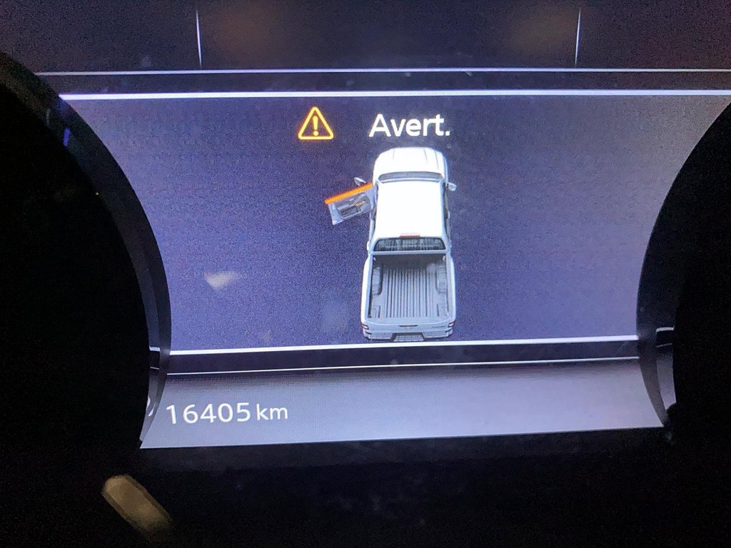 2023 Nissan Frontier in Jonquière, Quebec - 12 - w1024h768px