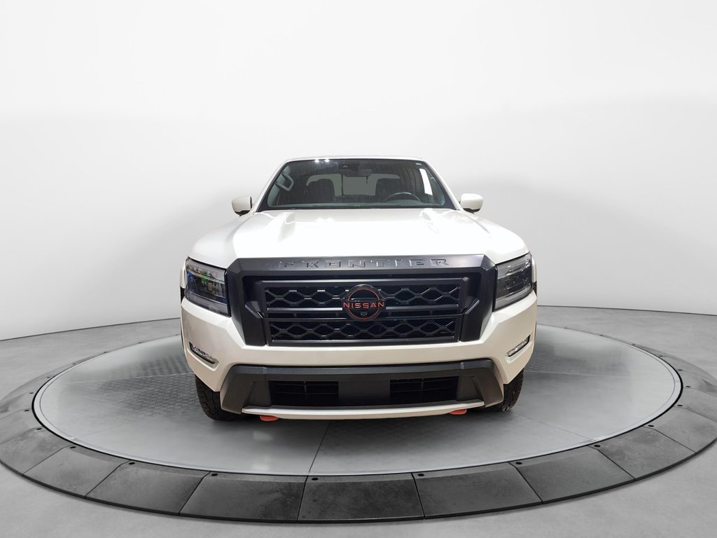2023 Nissan Frontier in Jonquière, Quebec - 2 - w1024h768px