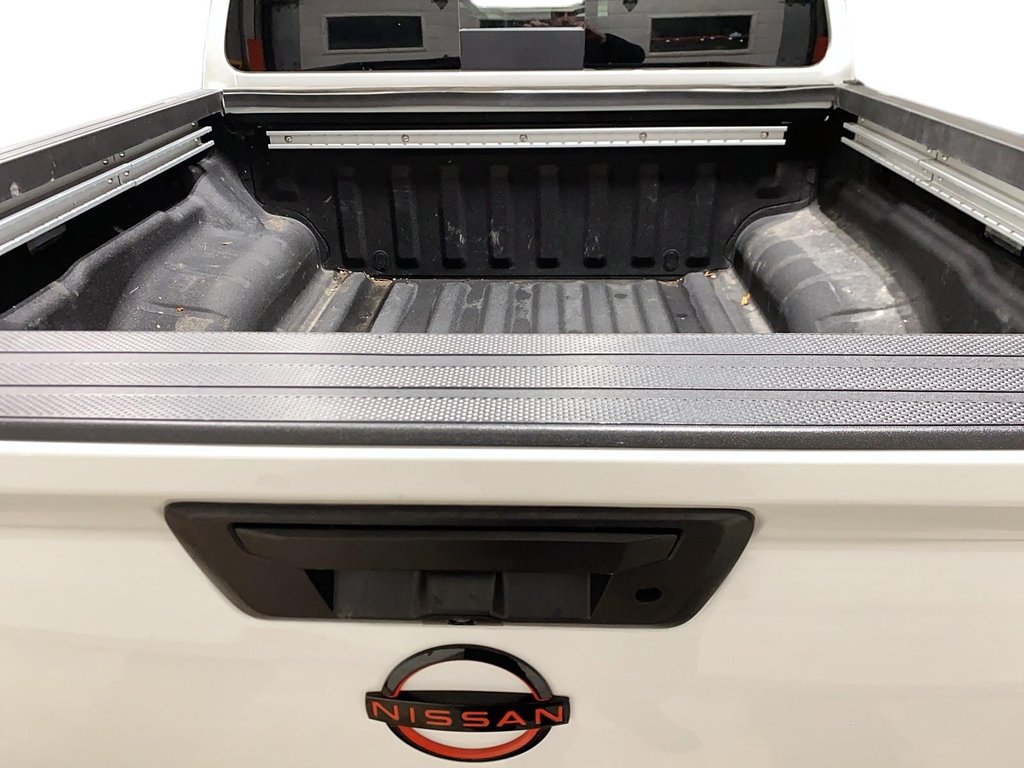 2023 Nissan Frontier in Jonquière, Quebec - 5 - w1024h768px