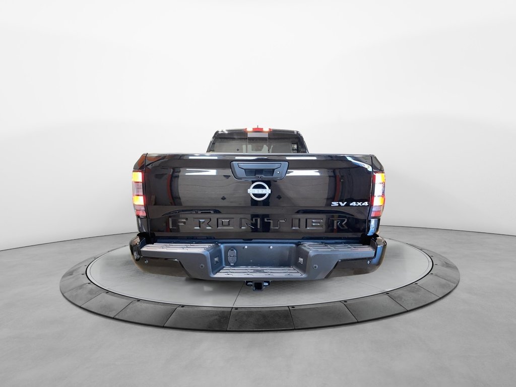 Nissan Frontier SV 2024 à Chicoutimi, Québec - 3 - w1024h768px