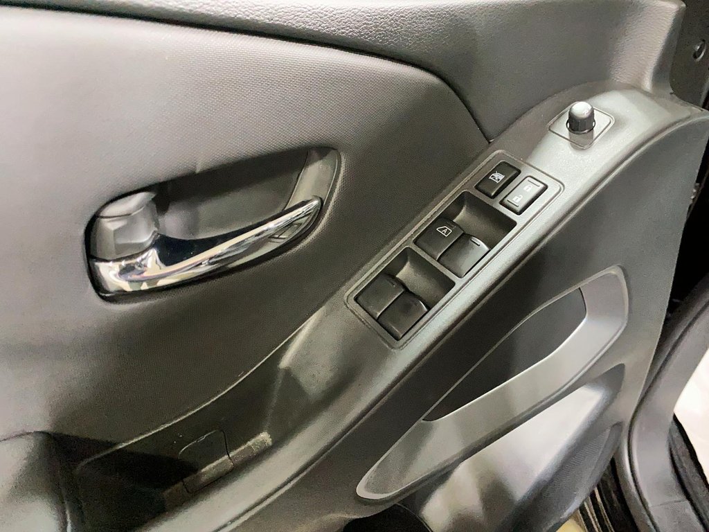 Nissan Frontier SV 2024 à Chicoutimi, Québec - 10 - w1024h768px