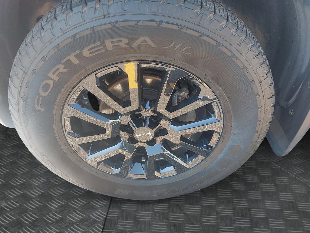 Nissan Frontier SV 2024 à Chicoutimi, Québec - 18 - w1024h768px