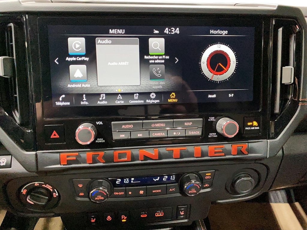 2025 Nissan Frontier PRO-4X in Chicoutimi, Quebec - 17 - w1024h768px