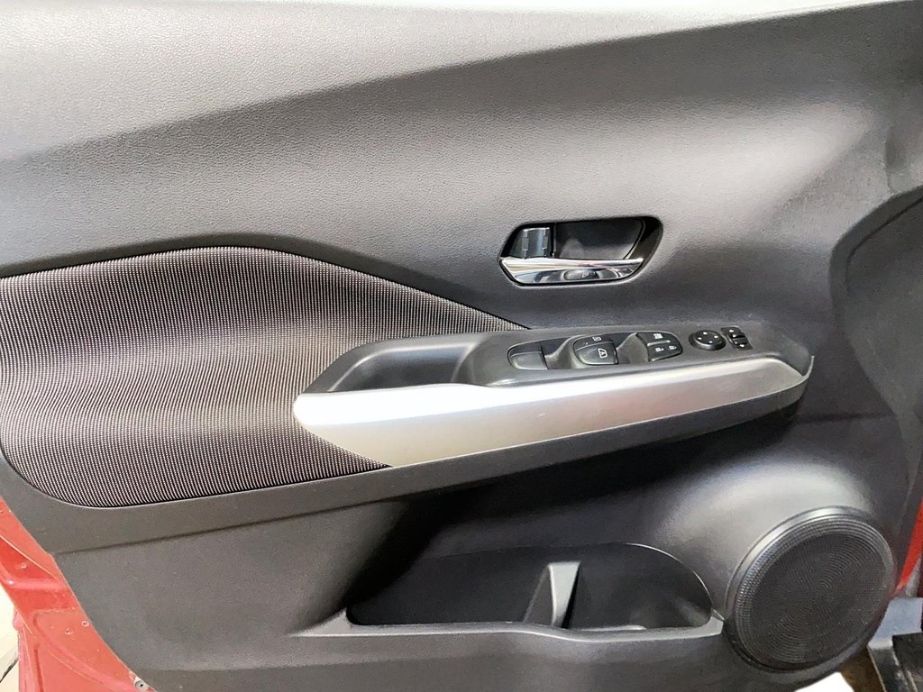 Nissan Kicks  2019 à Baie-Comeau, Québec - 12 - w1024h768px