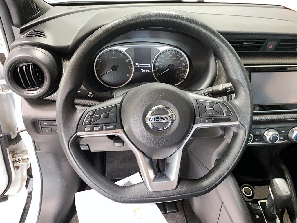 2020 Nissan Kicks in Jonquière, Quebec - 12 - w1024h768px