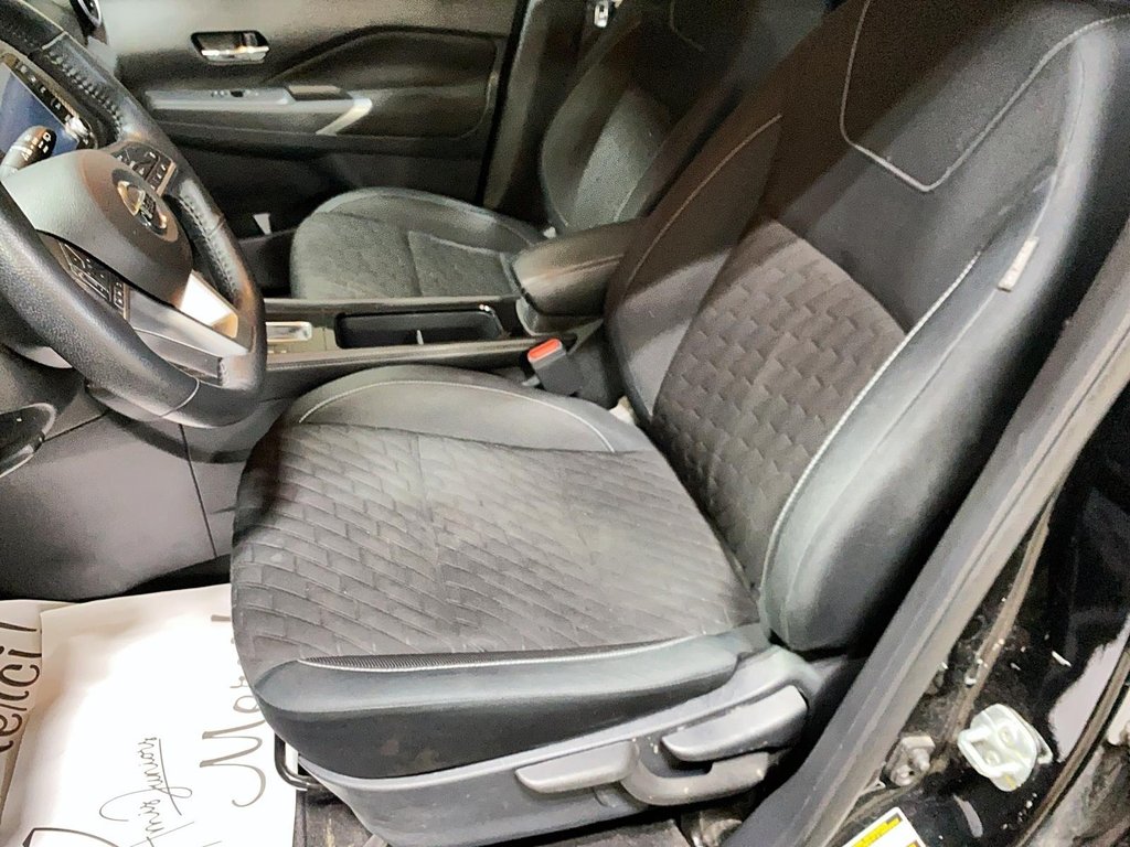 2021 Nissan Kicks in Sept-Îles, Quebec - 11 - w1024h768px