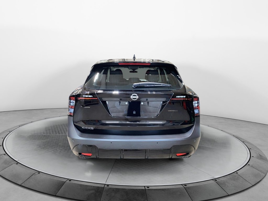 Nissan Kicks  2025 à Baie-Comeau, Québec - 4 - w1024h768px