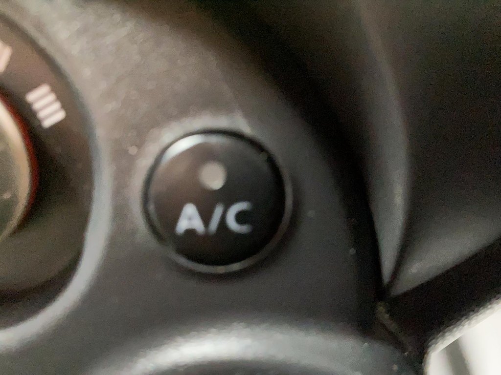 Nissan Micra  2019 à Sept-Îles, Québec - 11 - w1024h768px