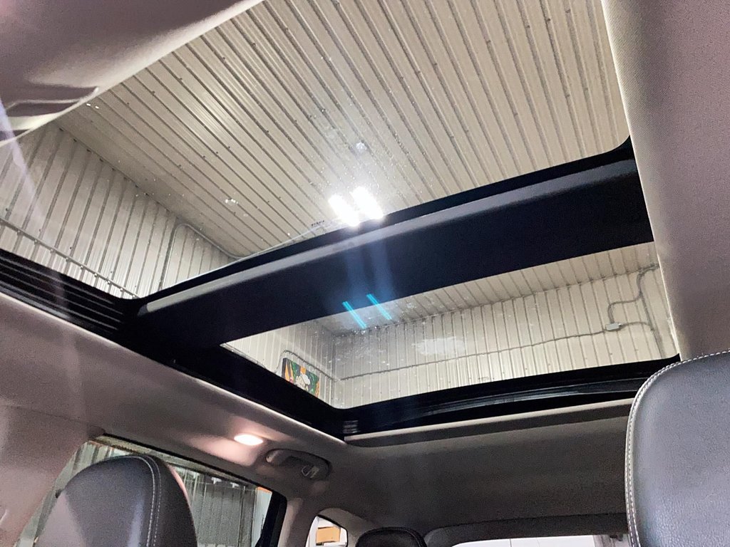 Nissan Murano  2023 à Jonquière, Québec - 14 - w1024h768px