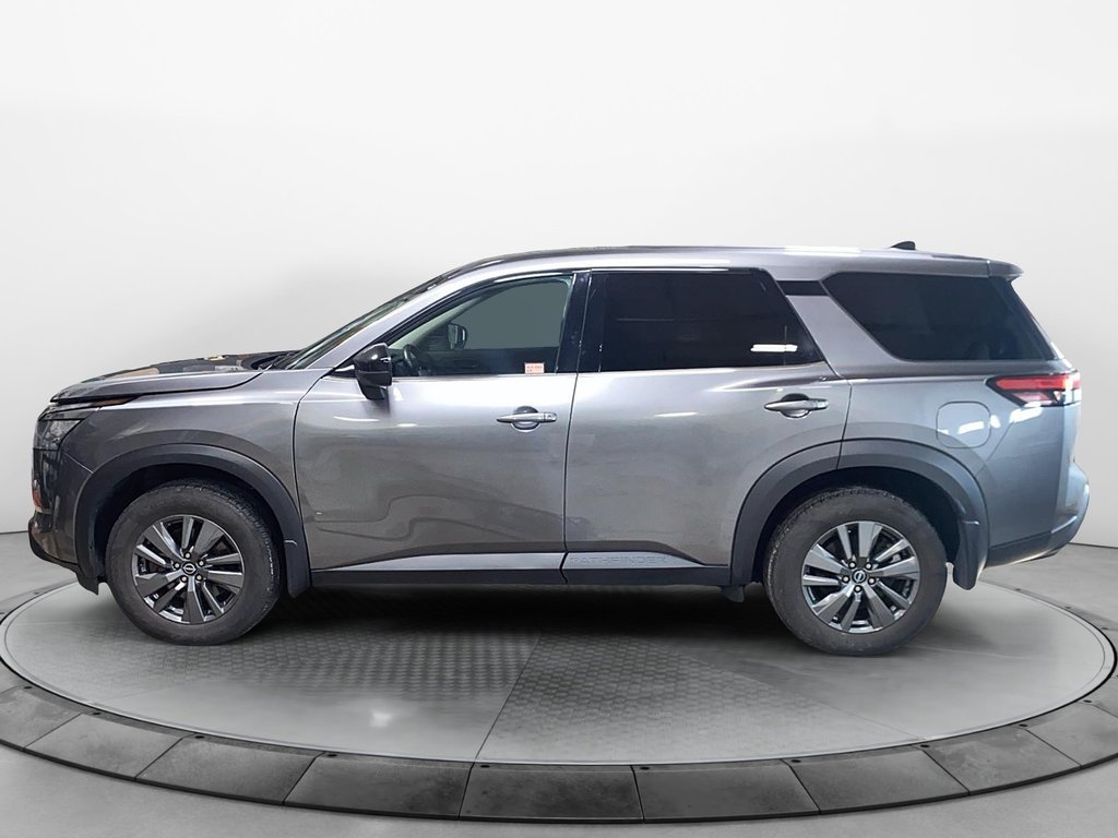 Nissan Pathfinder  2023 à Jonquière, Québec - 5 - w1024h768px