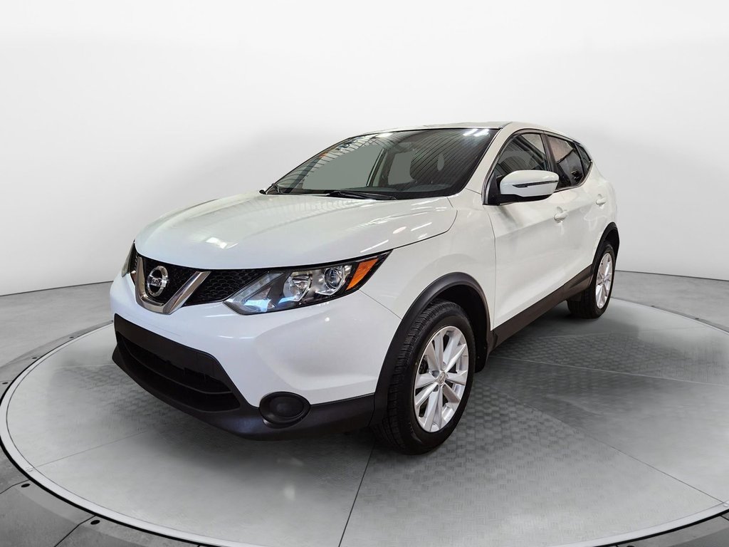 2018  Qashqai S, FWD in Chicoutimi, Quebec - 1 - w1024h768px