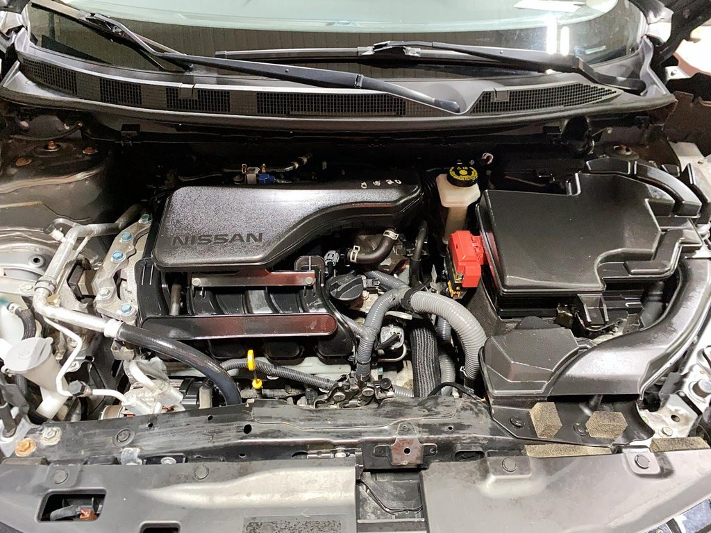 Nissan Qashqai  2018 à Jonquière, Québec - 8 - w1024h768px