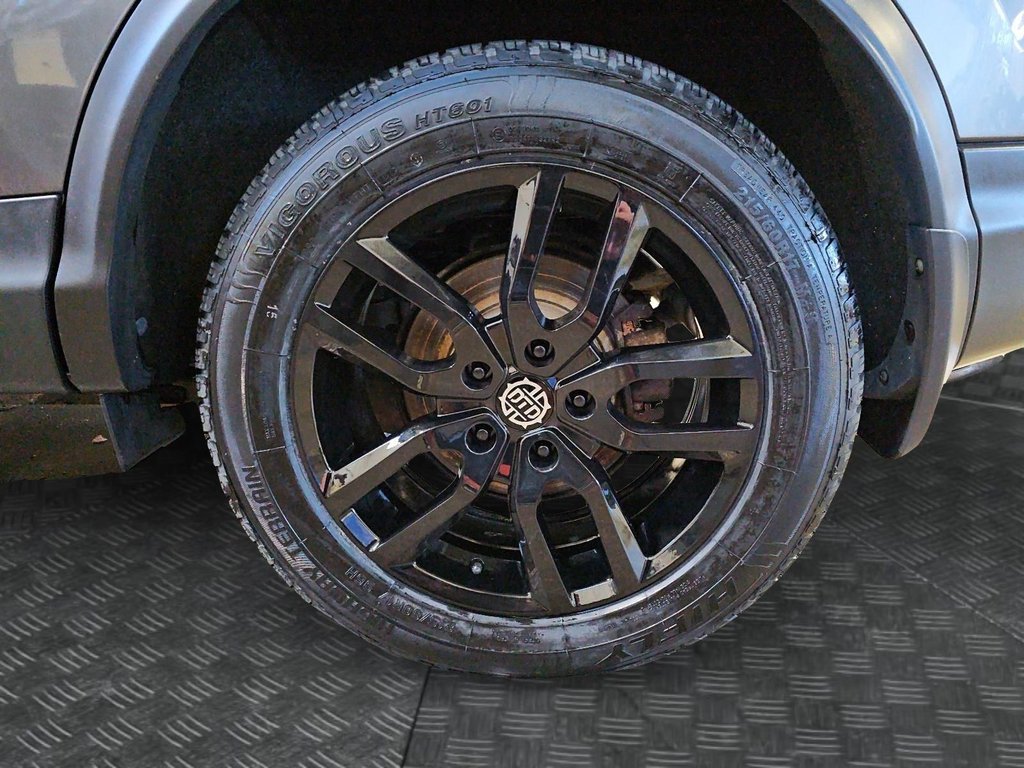 2019 Nissan Qashqai in Sept-Îles, Quebec - 12 - w1024h768px