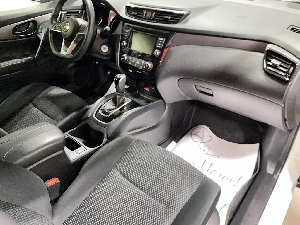 Nissan Qashqai  2021 à Jonquière, Québec - 22 - w1024h768px
