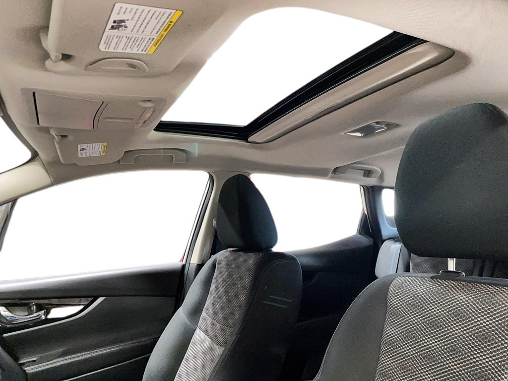 Nissan Qashqai  2022 à Jonquière, Québec - 12 - w1024h768px