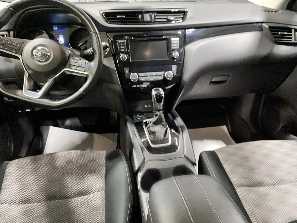 Nissan Qashqai  2023 à Jonquière, Québec - 8 - w1024h768px