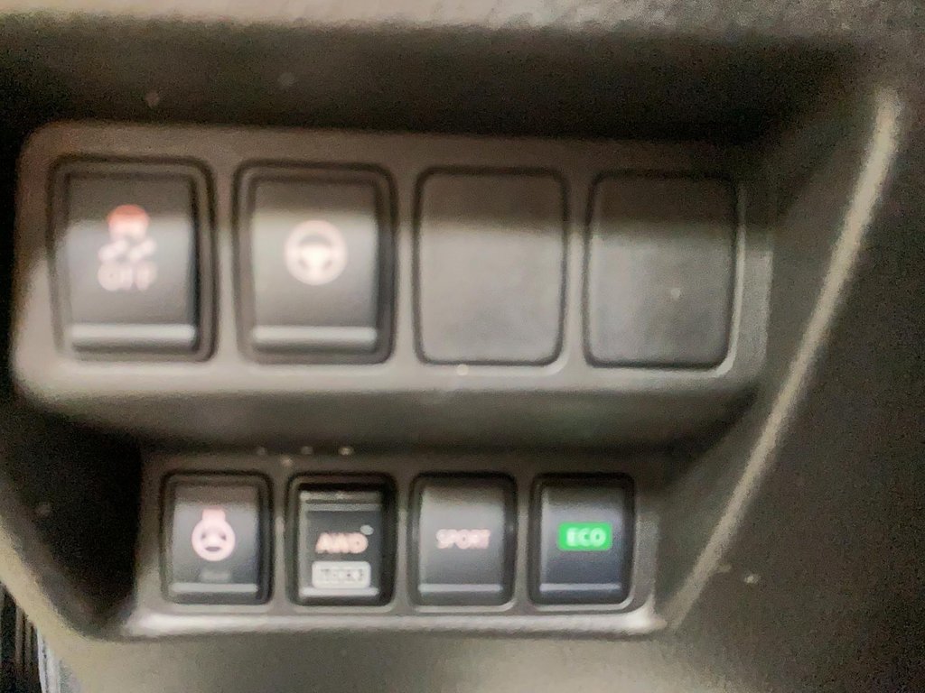 Nissan Qashqai  2023 à Jonquière, Québec - 19 - w1024h768px