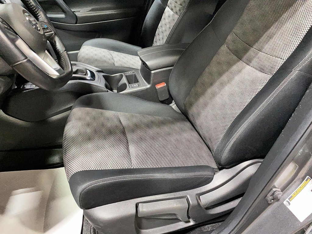 Nissan Qashqai  2023 à Jonquière, Québec - 10 - w1024h768px