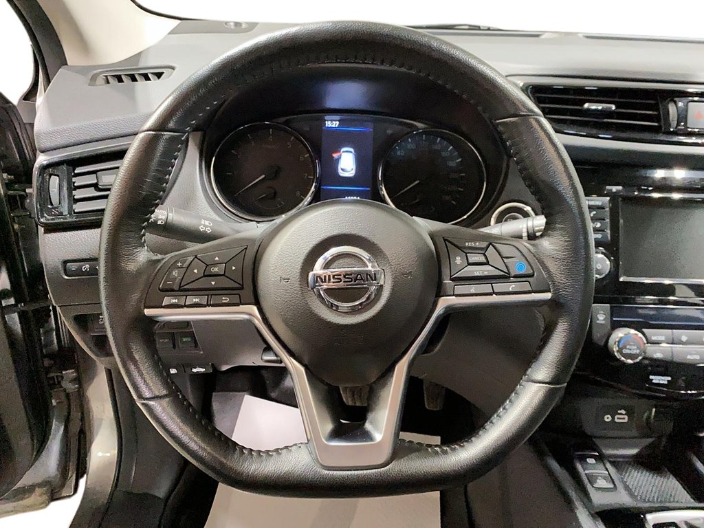 Nissan Qashqai  2023 à Jonquière, Québec - 13 - w1024h768px